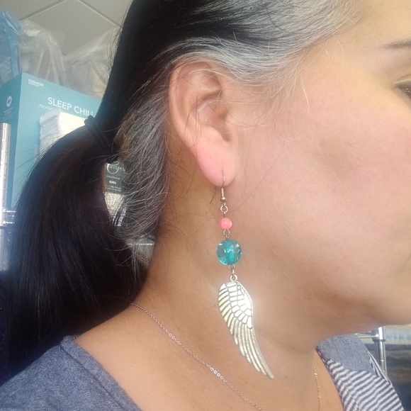 Jewelry - Picture 2 of 2